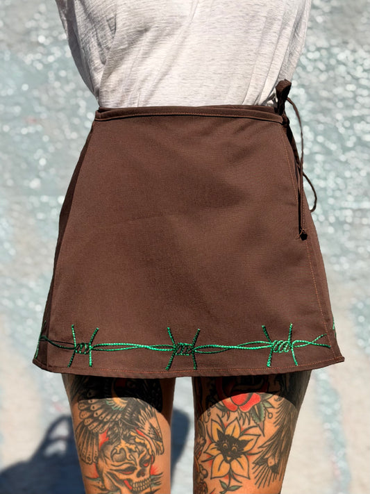 Sun Love X Chain Brown Twill Skort- M Green