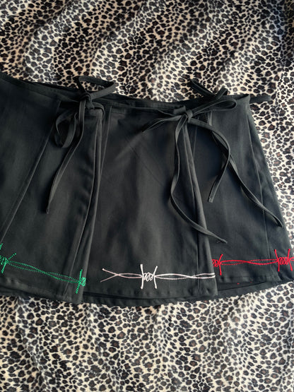 Sun Love X Chain Black Skort